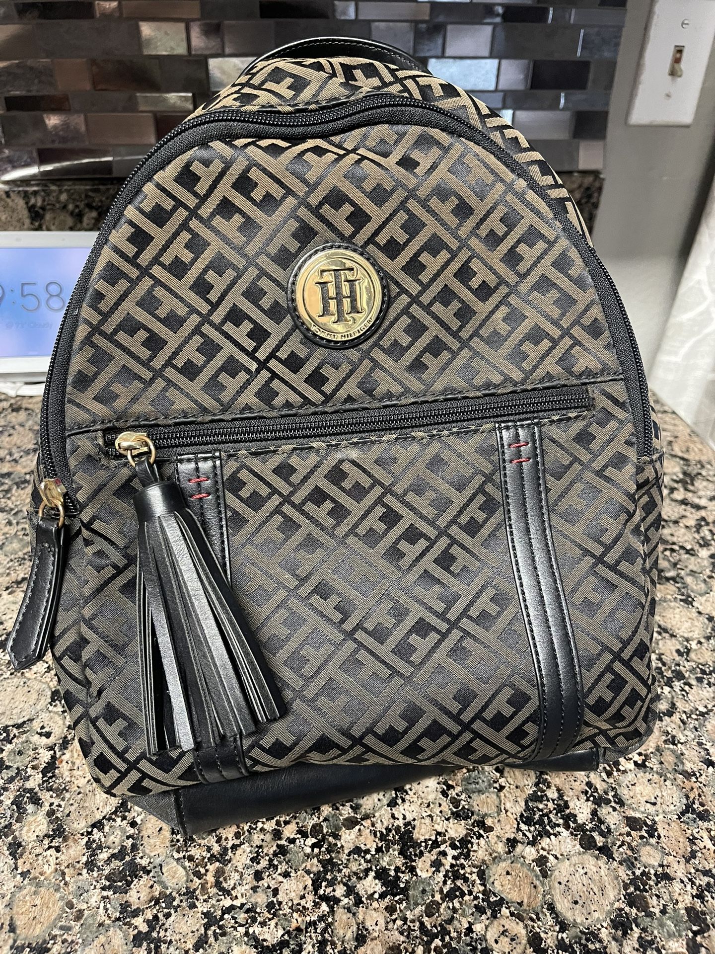 Tommy Hilfiger Purse