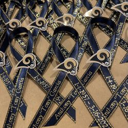 Memorial Custom T-shirt Designs Recuerdos Pin Back Buttons And Ribbon Pins