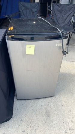 Outdoor mini fridge