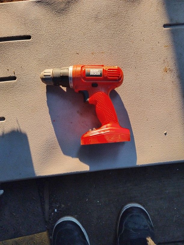 BLACK & DECKER GC1800 18v 3/8 (10mm) Drill Driver