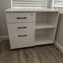 Filing Cabinet / Nightstand 