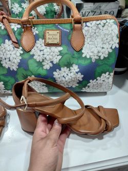 Jimmy choo heals
