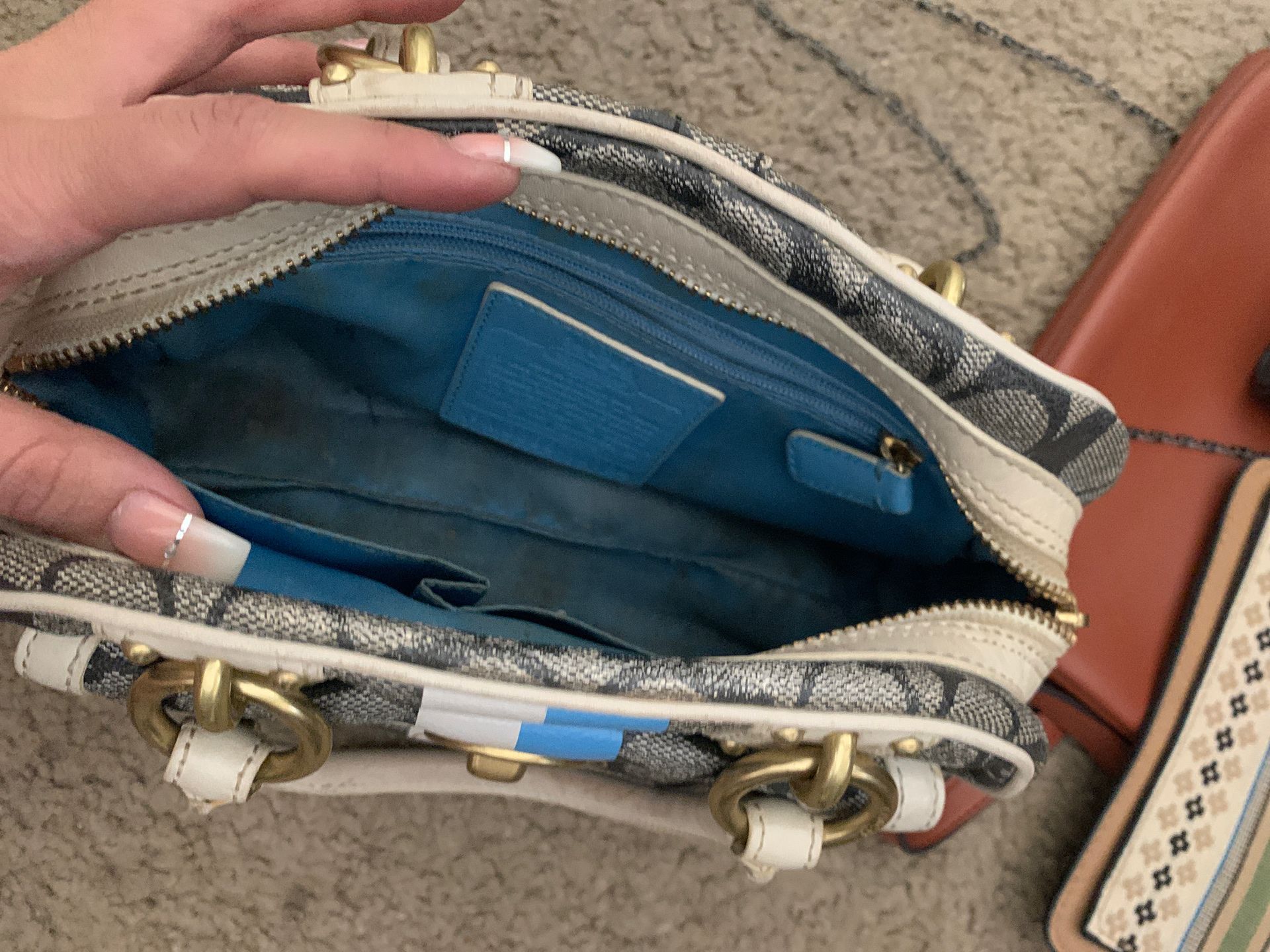 Purse