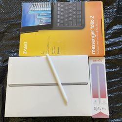 iPad 9th Generation 256GB  Brand New sealed With Keyboard case And Pencil 
