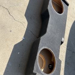 ($120 firm) 2/12s Sub box for a 2014 to 18 Chevy / GMC Crew Cab