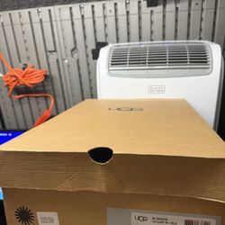 Uggs Boots 👢 Size 6