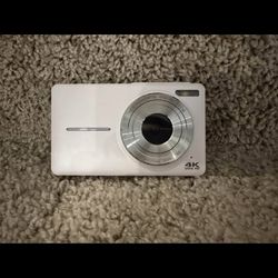 🔥Brand New 4K Digital Camera, 2 Batteries, 32GB Card (White)