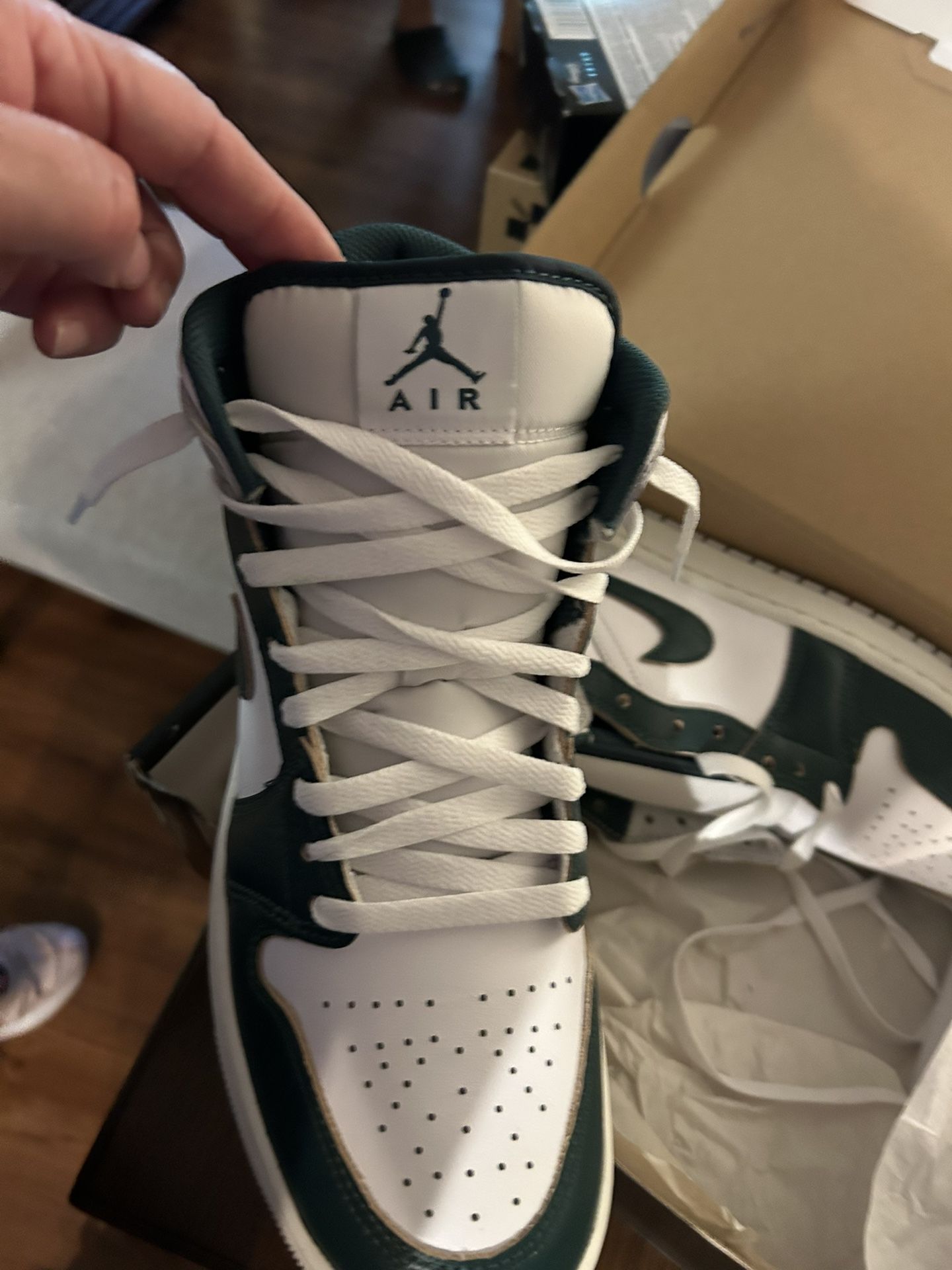 Tennis Shoes π New