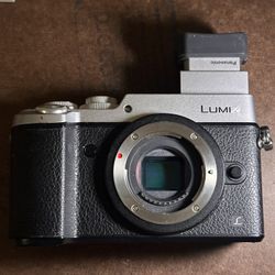 LUMIX GX8 14-42mm Kit- Japanese version silver - 4 Batteries Mirrorless Camera DSLR MFT 