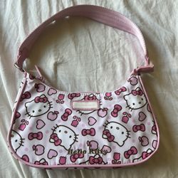 Hello Kitty purse