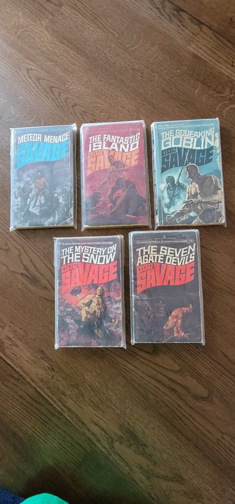 DOC SAVAGE PAPERBACKS - LOT OF (5)