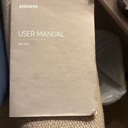 Samsung Soundbar With Subwoofer and Remote