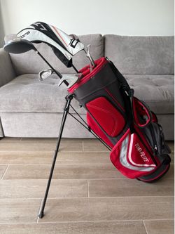 Gold bag and club set from top Flite