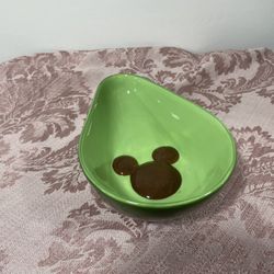 Rare Disney Store Exclusive Mickey Mouse Avocado Shaped Bowl