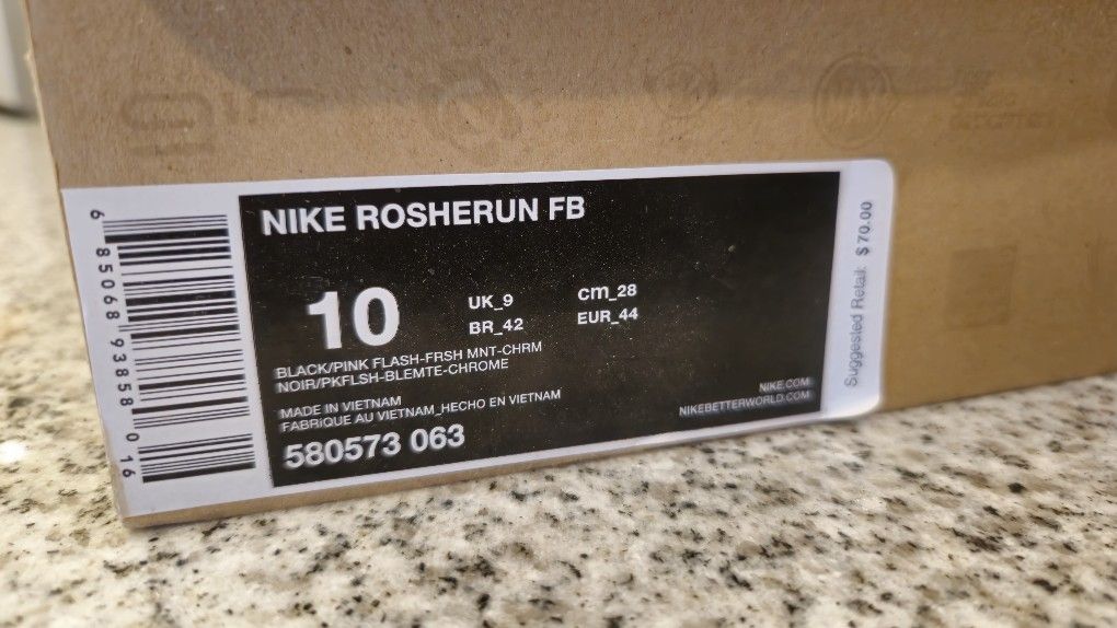 Nike Roshe Run FB Yeezy 🏃🏻💨