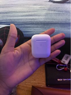 AirPod gen 2