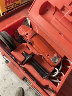 Makita 4” Angle Grinder