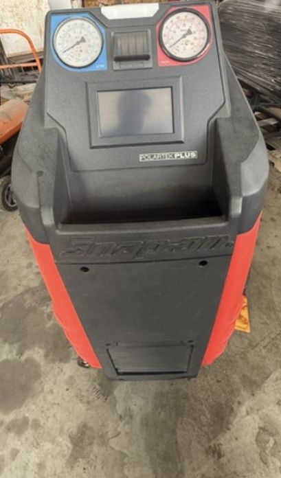 Snap On Polartek Plus Refrigerant Charger, Part# EEAC331