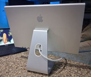20" Apple Cinema Display Computer Monitor