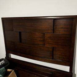 Queen Size Solid Wood Bed Frame