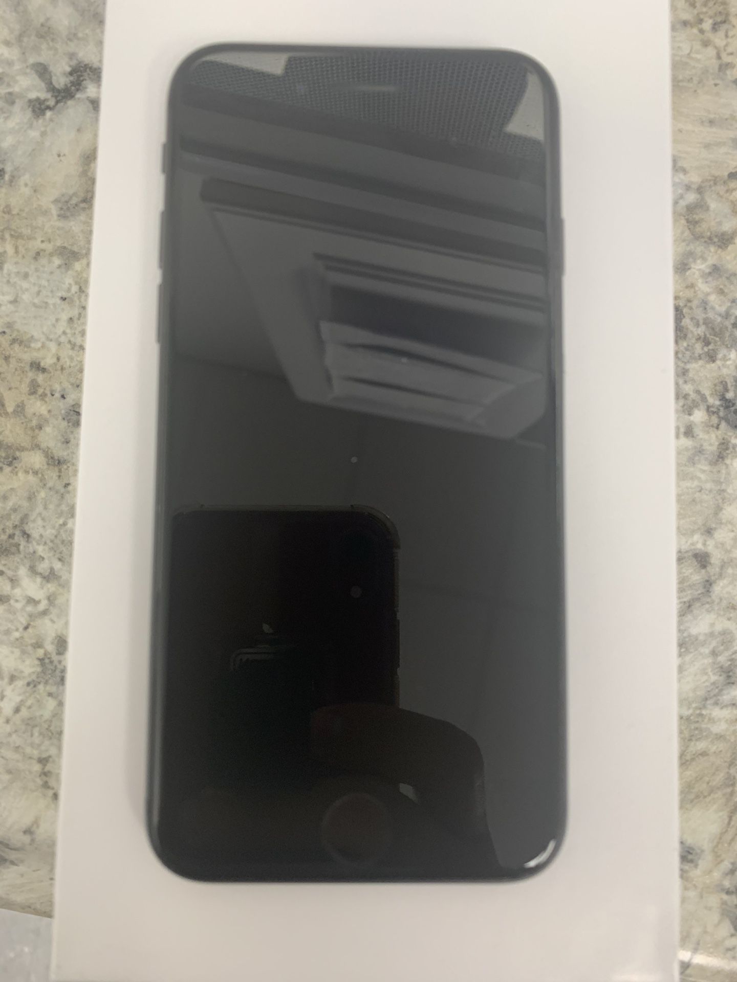 iPhone 8 64gb space gray