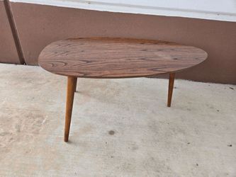 Coffee table / Boomerang/surfboard style / Modern