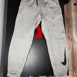 NIKE Mens Medium Dri Fit THERMA TAPERED CUFFED PANTS Heather Gray Joggers Swoosh
