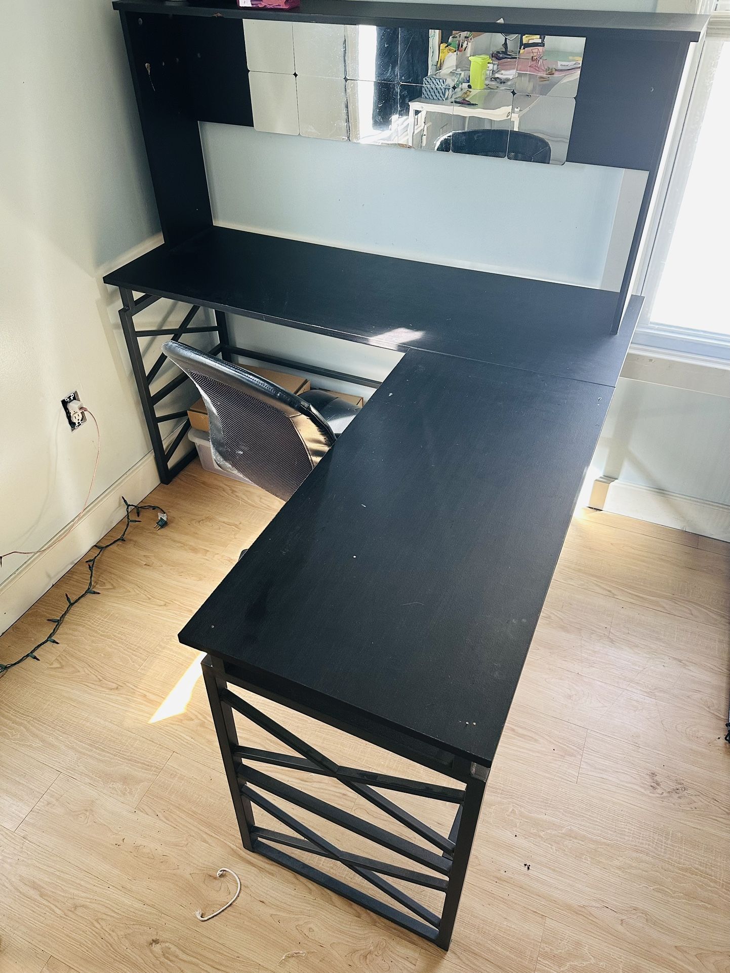 L Shaped Desk