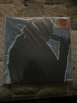 Billie eilish vinly hit me hard and soft