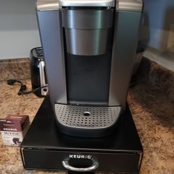 Keurig Coffee Machine 
