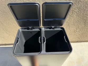 Duel trash can