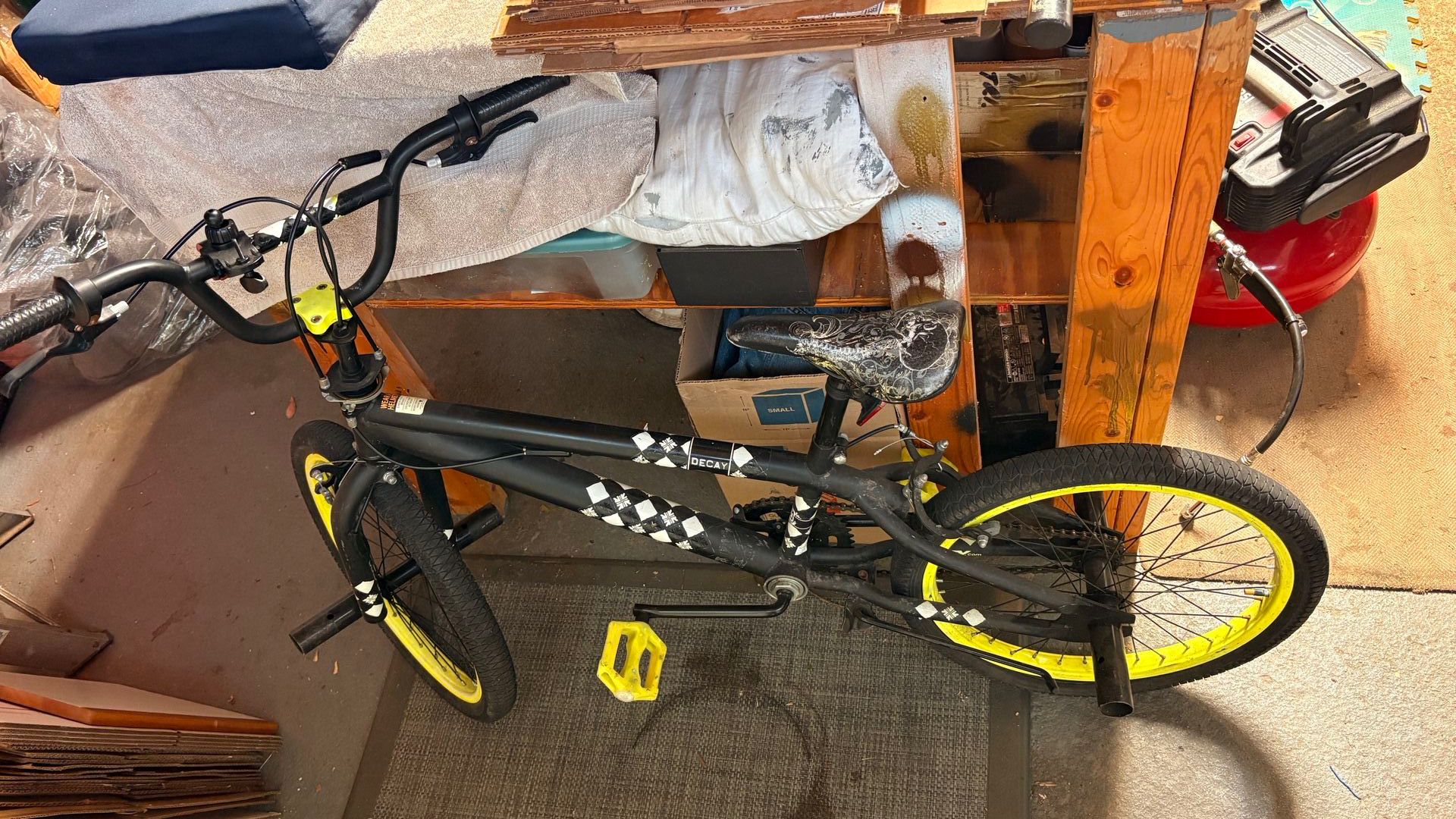 20” Bmx Style Bike By Decay