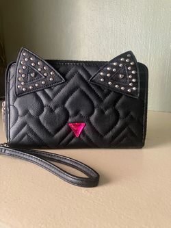 Betsey Johnson quilted cat wristlet