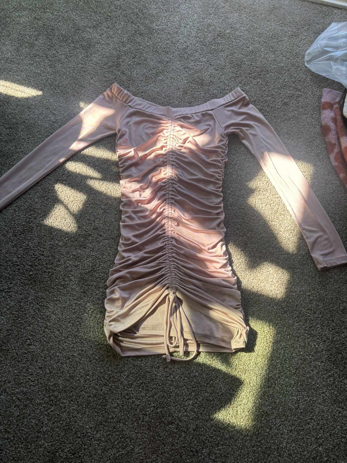 pink dress