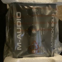 M Audio Track solo Black