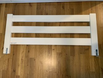 Pottery Barn Universal Bed Guard Rail - White 