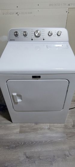 Maytag electric dryer (Free Delivery)