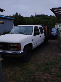 1994 Chevrolet 3500 Regular Cab & Chassis