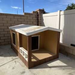 Large Wood Dog House w/  Porch
