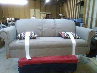 2 pc sofa loveseat