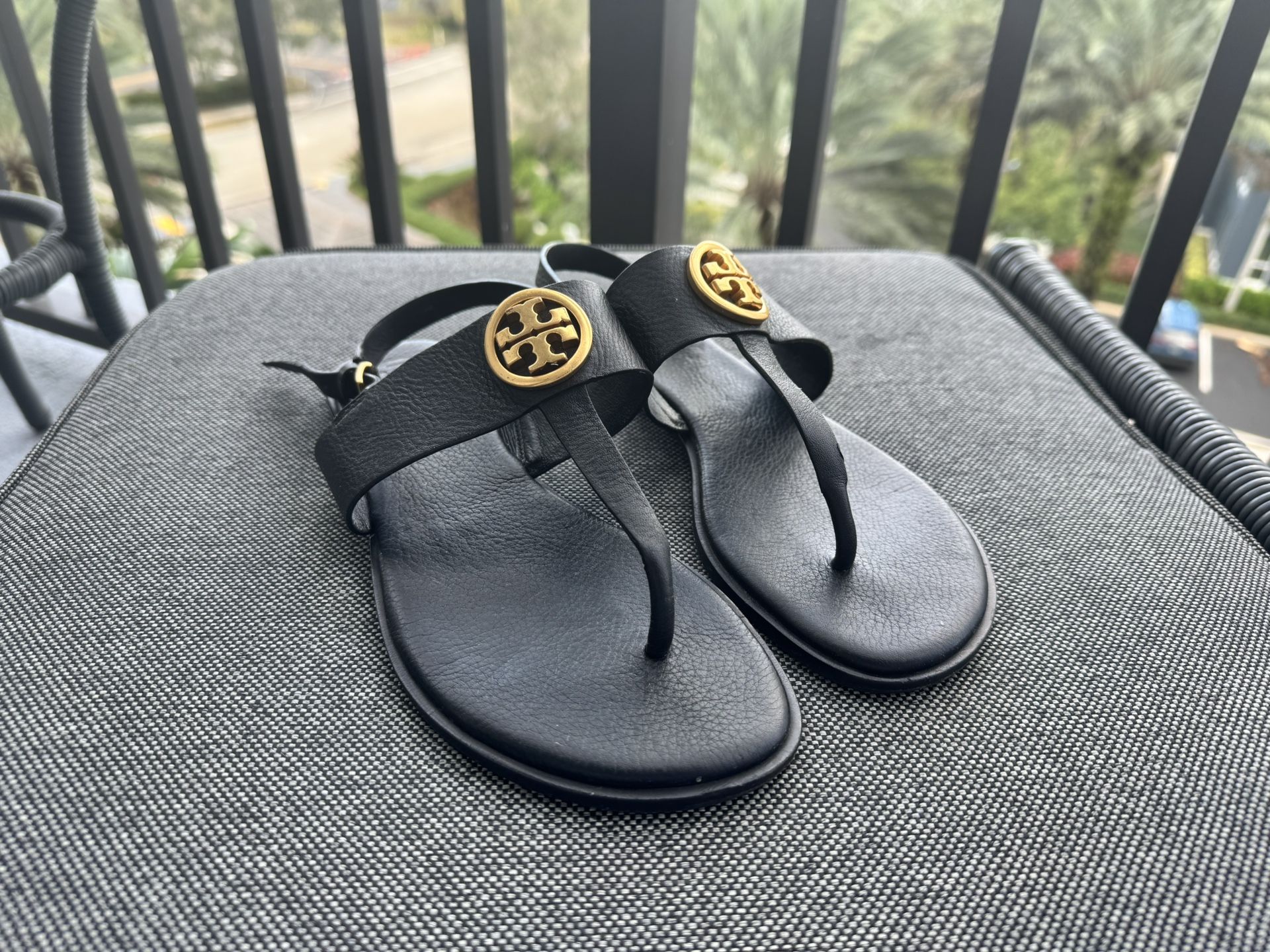 Black Leather Sandals Authentic Tory Burch 