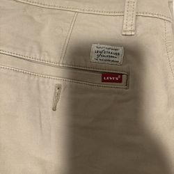 Levis