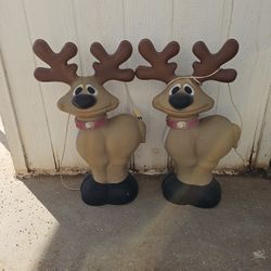 2 Vintage Lg Reindeer Yard Display 