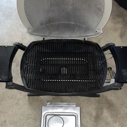 REALLY COOL Weber Q Camping Grill BBQ (Cream)