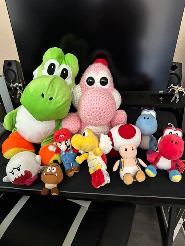 Yoshi And Mario Plushies