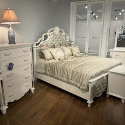 King Bedroom Set