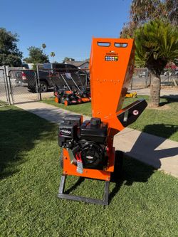 YARDMAX
Chipper Shredder YW7565 3" Diameter, Briggs & Stratton, CR950, 6.5HP, 208cc