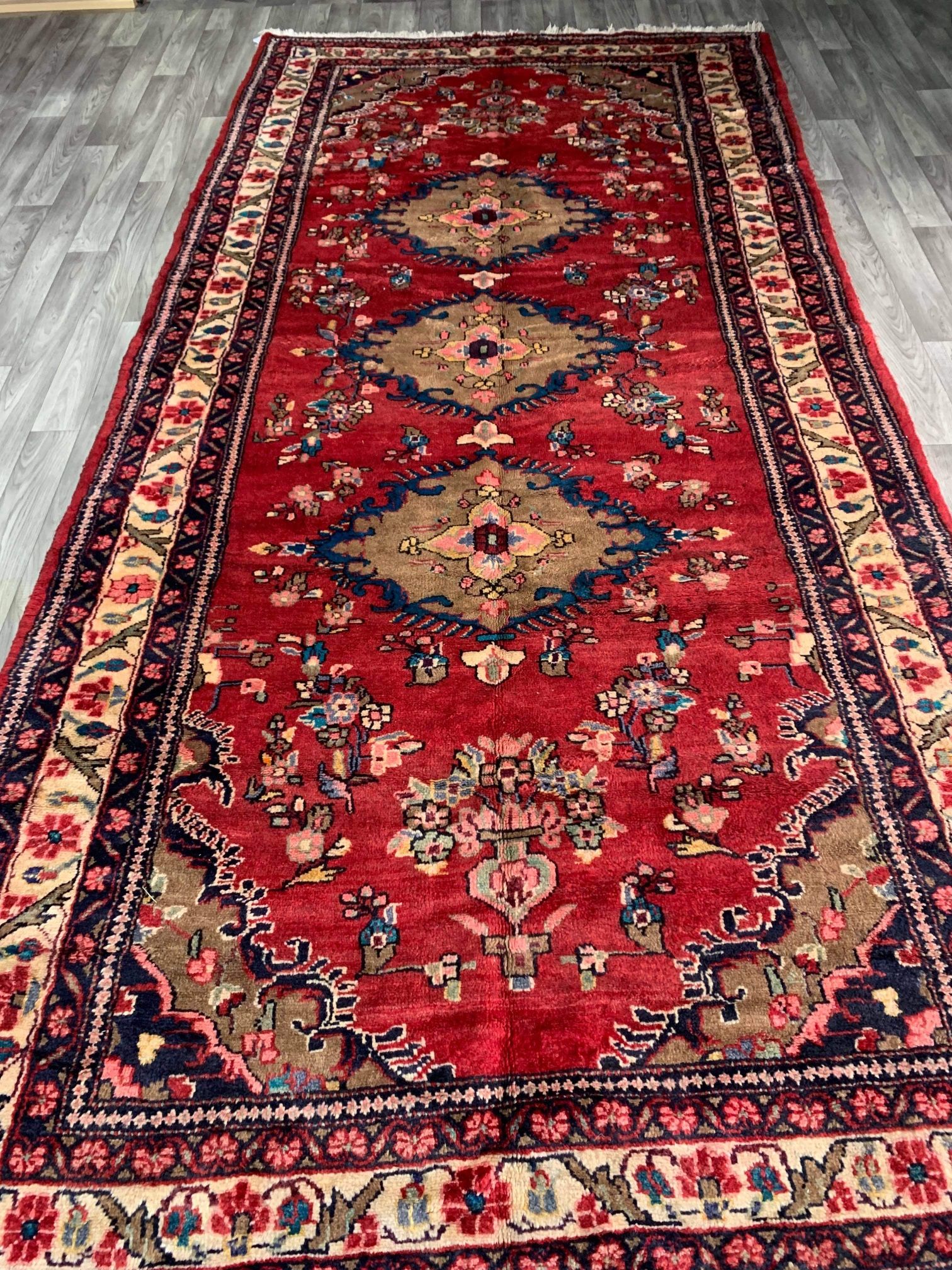 5’2x10’8 Hand Knotted Wool Persian Hamadan Rug