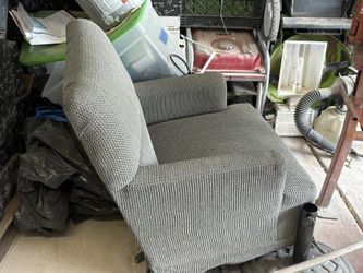 Living Rooom Chair
