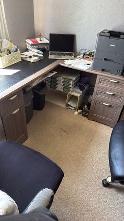 Wrap Around Desk Plus Extra Cabinet